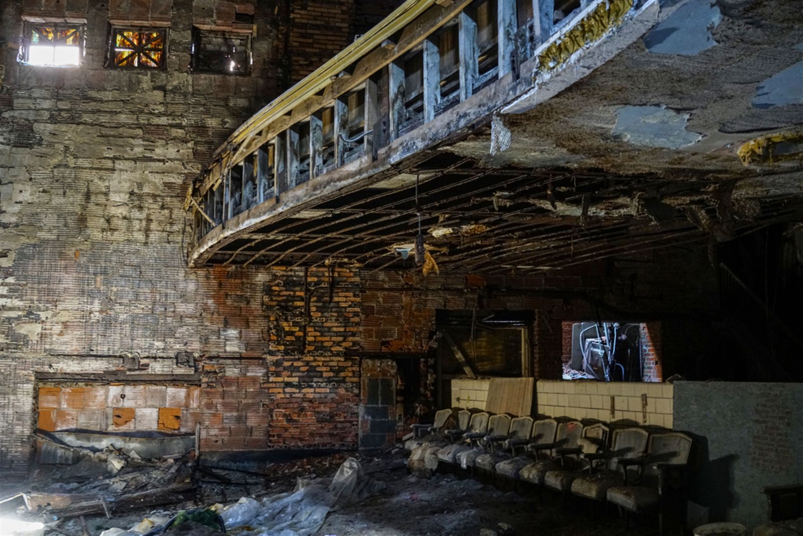 A Closer Look: The once-splendid Beaux-Arts Broadway Theatre